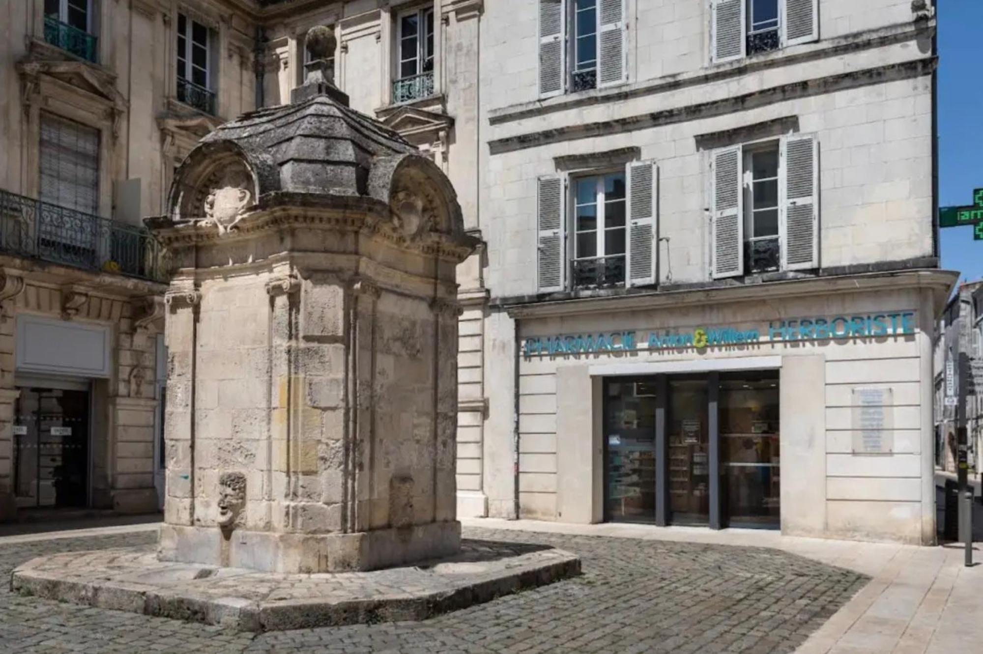 Les Apparts De Charly Duplex Cosy Au Marche Hyper Centre La Rochelle Tout A Pied 外观 照片